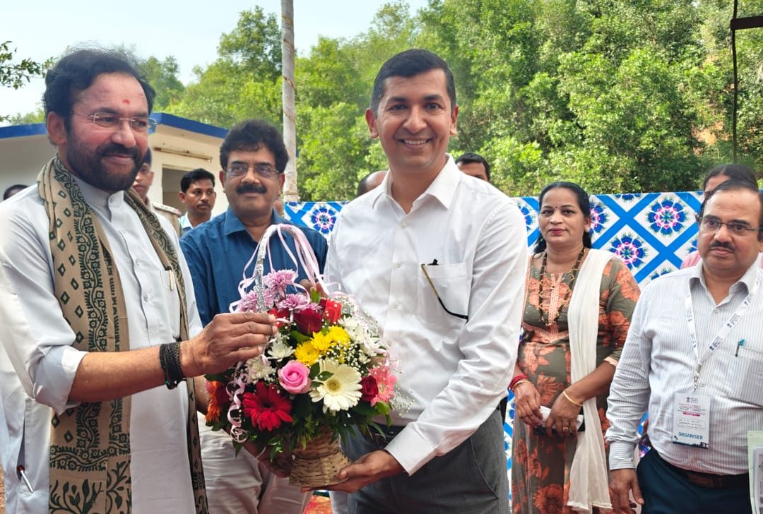 Union Minister for Coal and Mines Commends Vedanta Sesa Goa for Mine Reclaimation